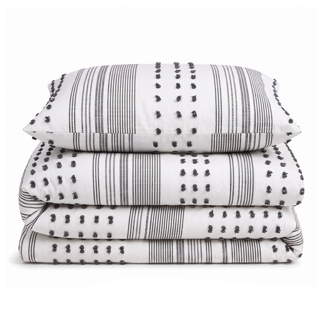 Intimates Arlo Tufted Duvet Cover & Pillowcase Set