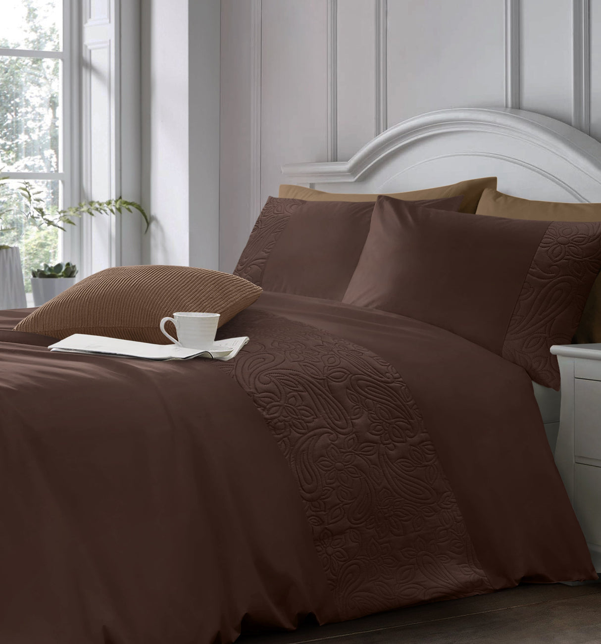 Intimates Alexis Duvet Cover & Pillowcase Set