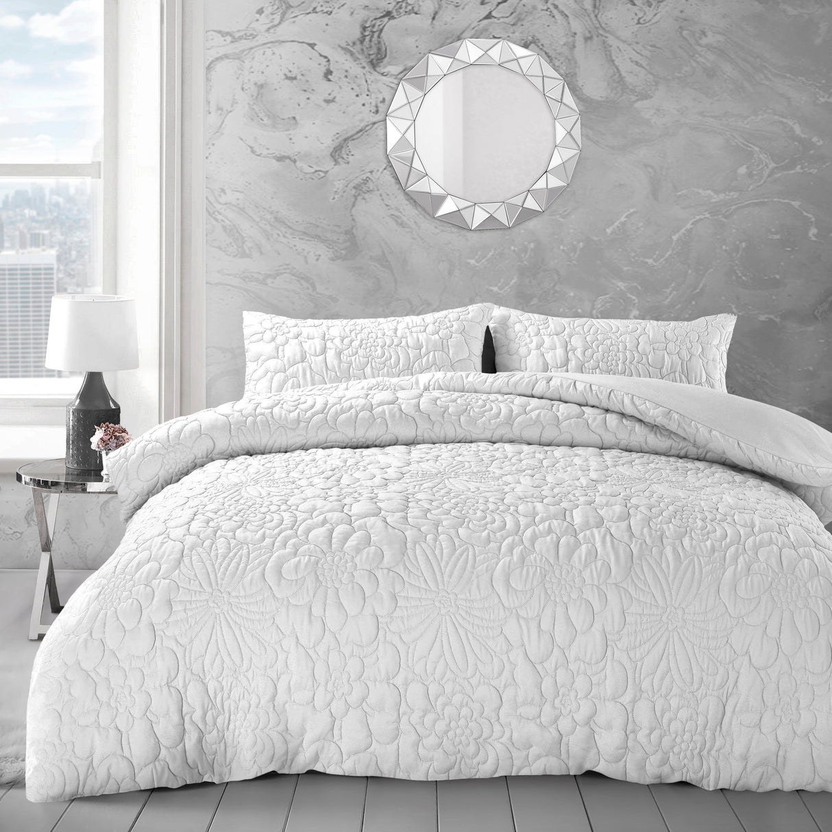 Velosso Alini Quilted Duvet Cover & Pillowcase Set