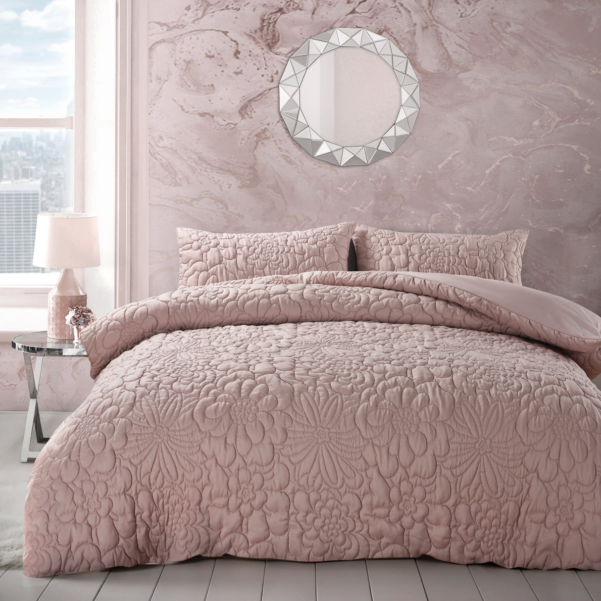 Velosso Alini Quilted Duvet Cover & Pillowcase Set