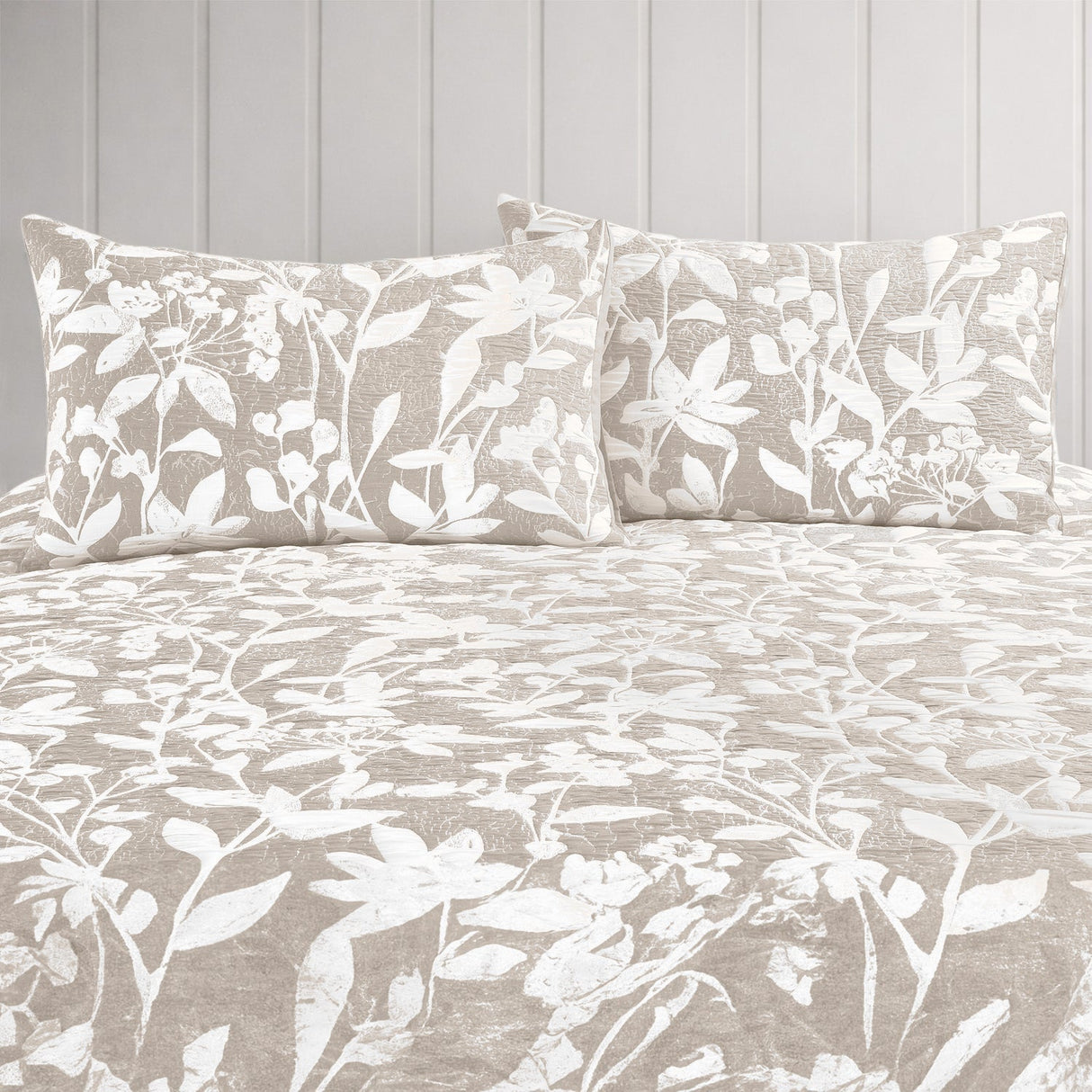 Sweet Dreams Ashbury Jacquard Duvet Cover and Pillowase Set