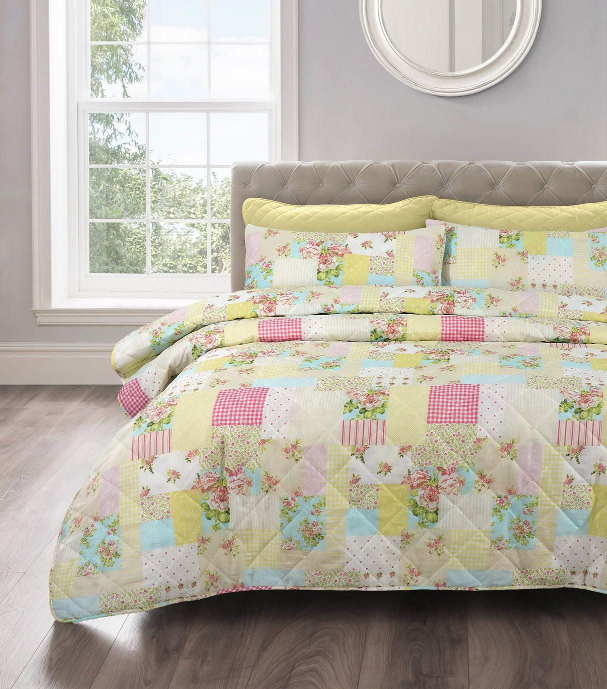 Velosso Candice Floral Patchwork Printed Quilted Bedspread Set