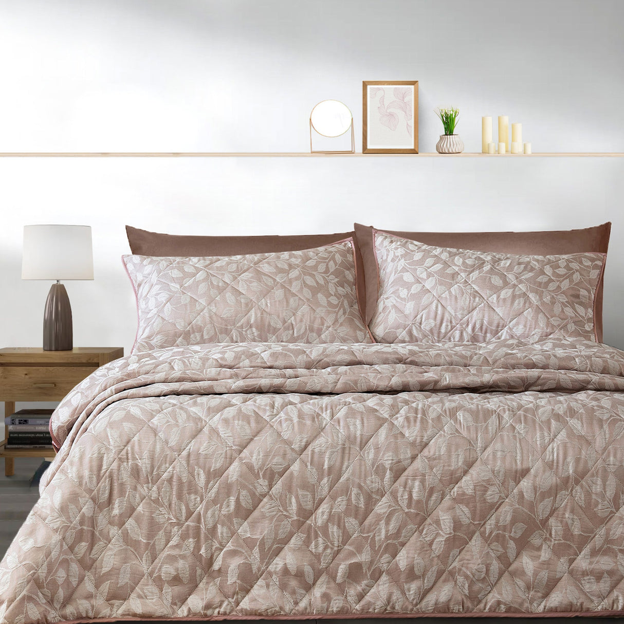 Velosso Florette Jacquard Floral Quilted Bedspread Set