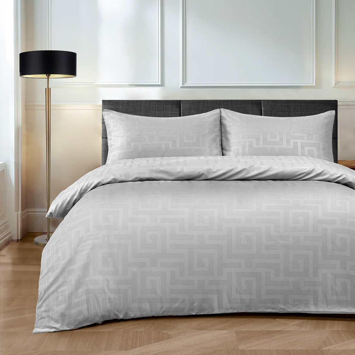 Velosso Helios Duvet Cover & Pillowcase Set