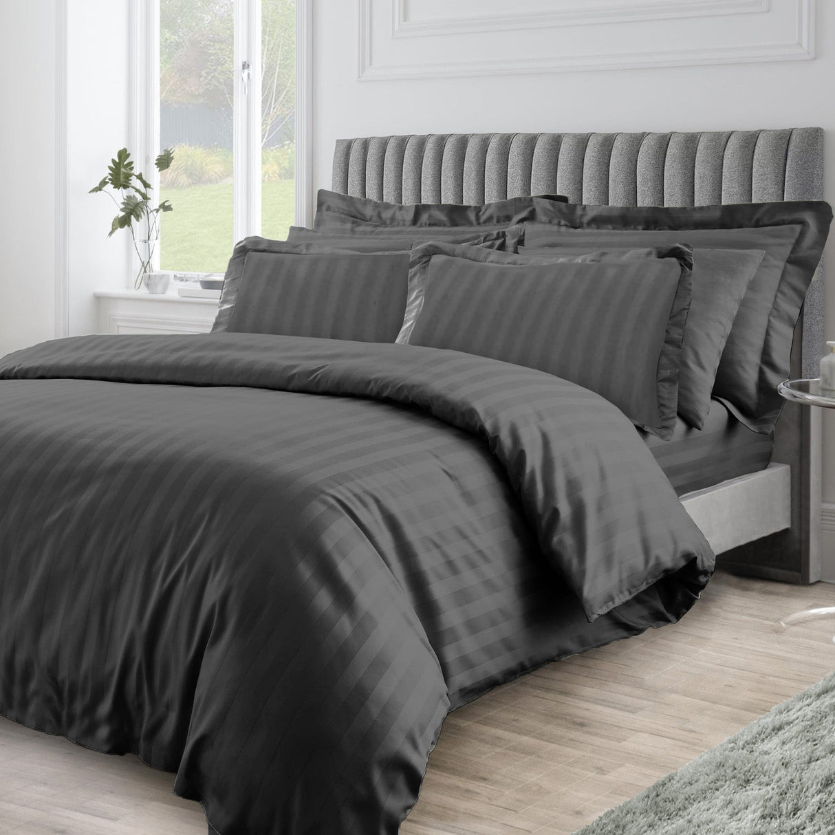 Velosso Hilton Stripe Duvet Cover & Pillowcase Set