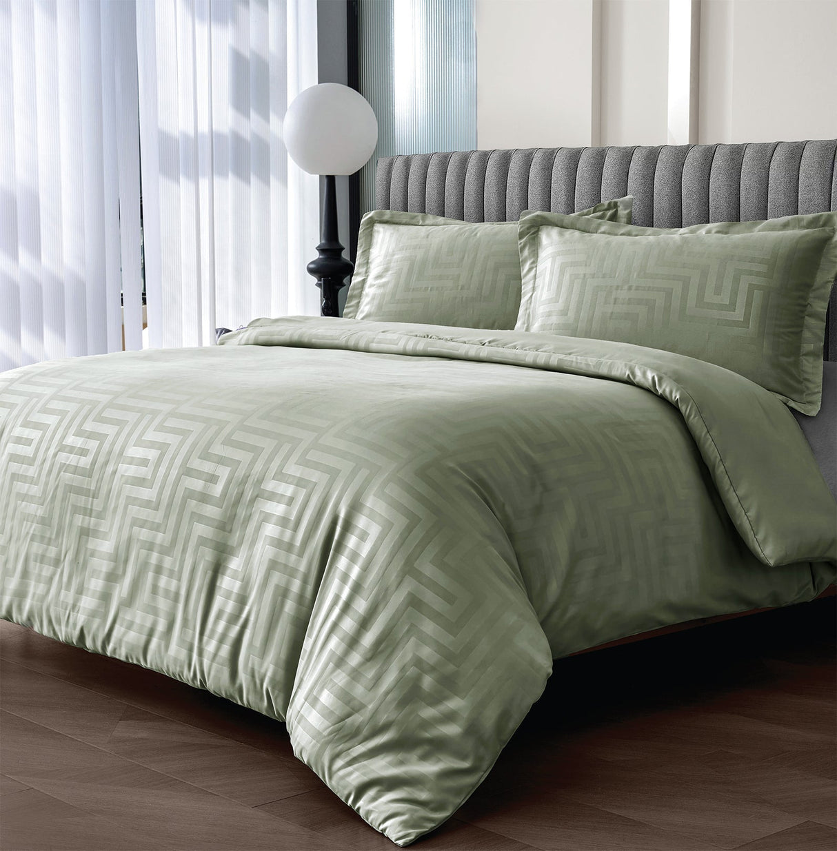 Velosso Larson Stripe Duvet Cover & Pillowcase Set