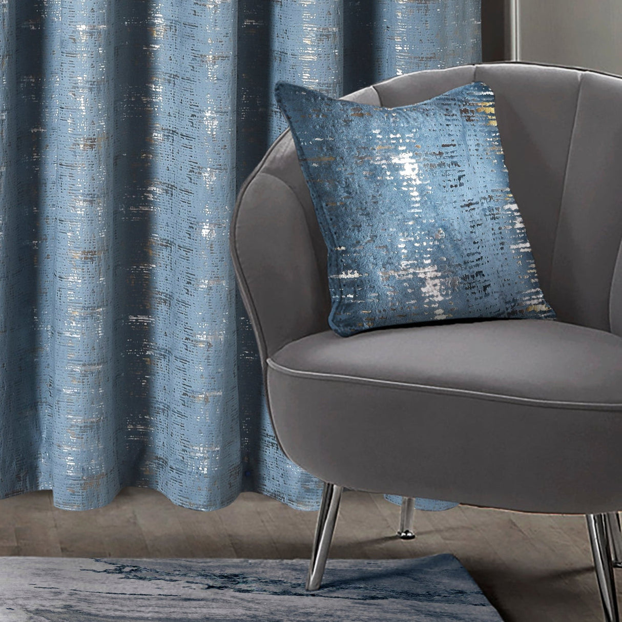 Intimates Warwick Cushion