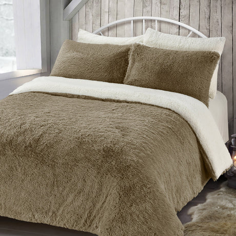 Velosso Alaska Faux Fur Duvet Cover & Pillowcase Set