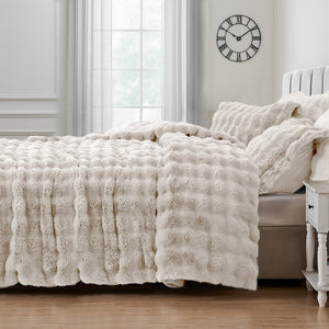 Sweet Dreams Bubble Faux Rabbit Fur Duvet Cover and Pillowcase Set