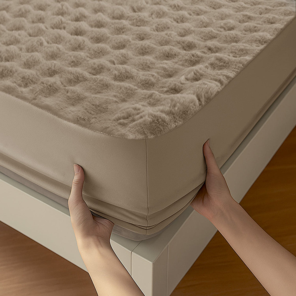Sweet Dreams Alpine Bubble Faux Fur Fitted Sheet