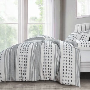 Intimates Arlo Tufted Duvet Cover & Pillowcase Set