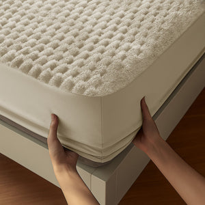 Velosso Chunky Popcorn Faux Rabbit Fur Fitted Sheet