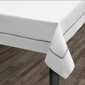 Kitchen Trends Kensington Bordered Tablecloth