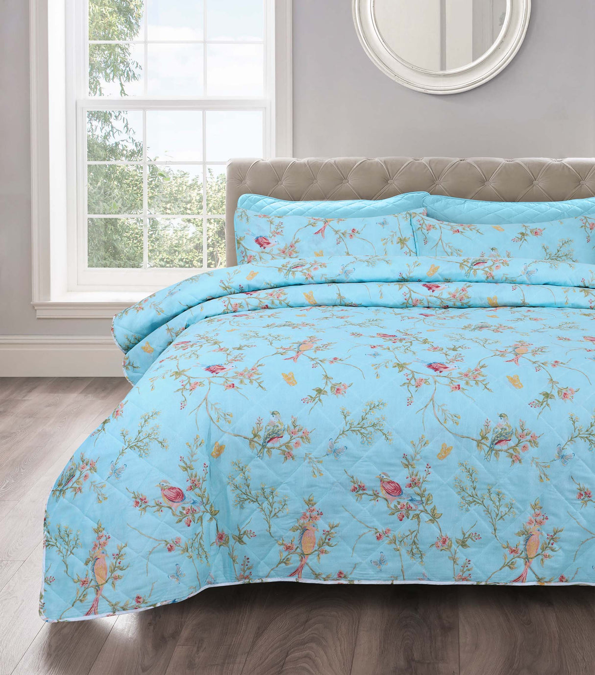 Velosso Floral Birds Printed Quilted Bedspread Set