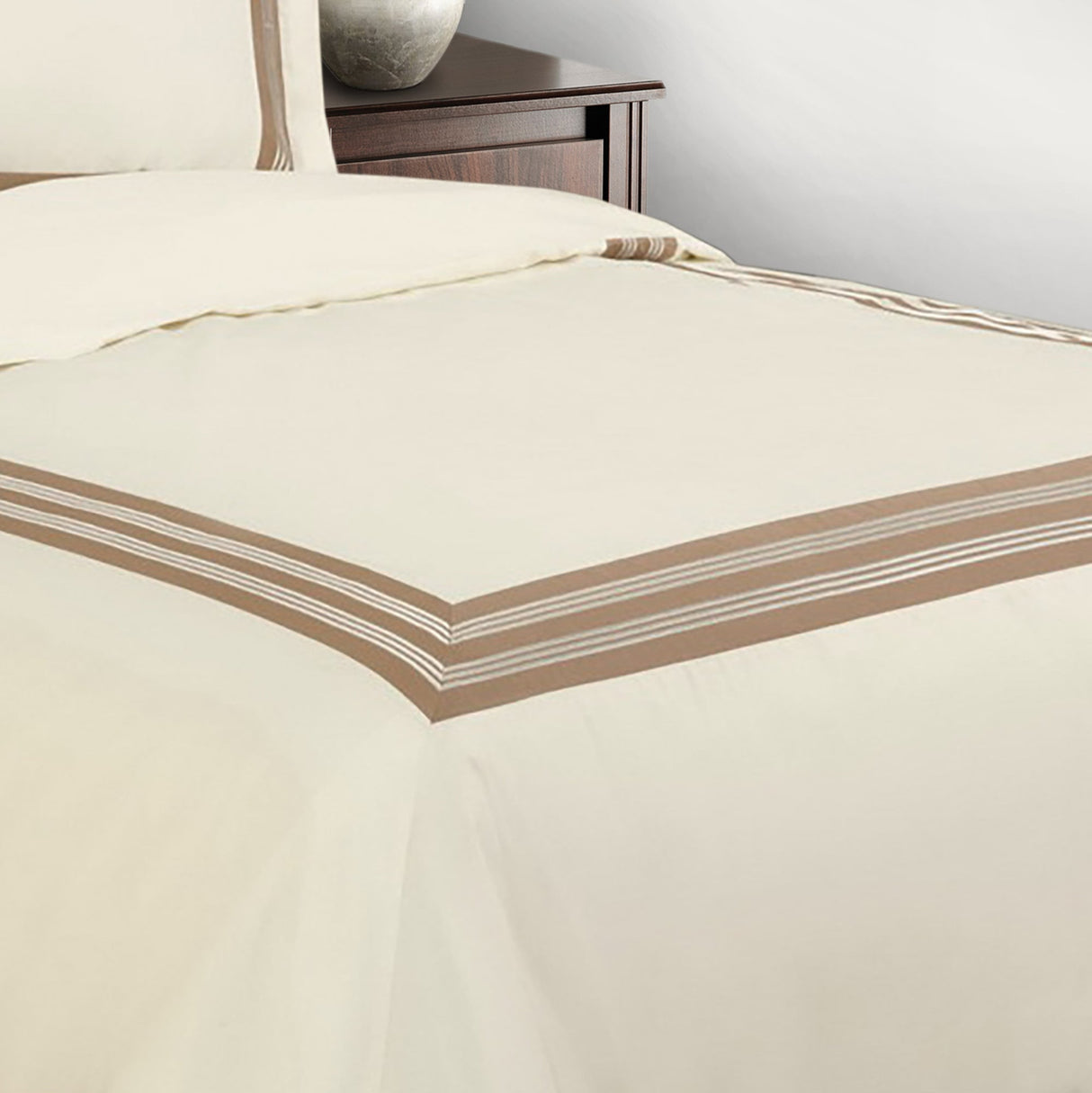 Sweet Dreams Knightsbridge 100% Egyptian Cotton 330 Thread Count Duvet Cover