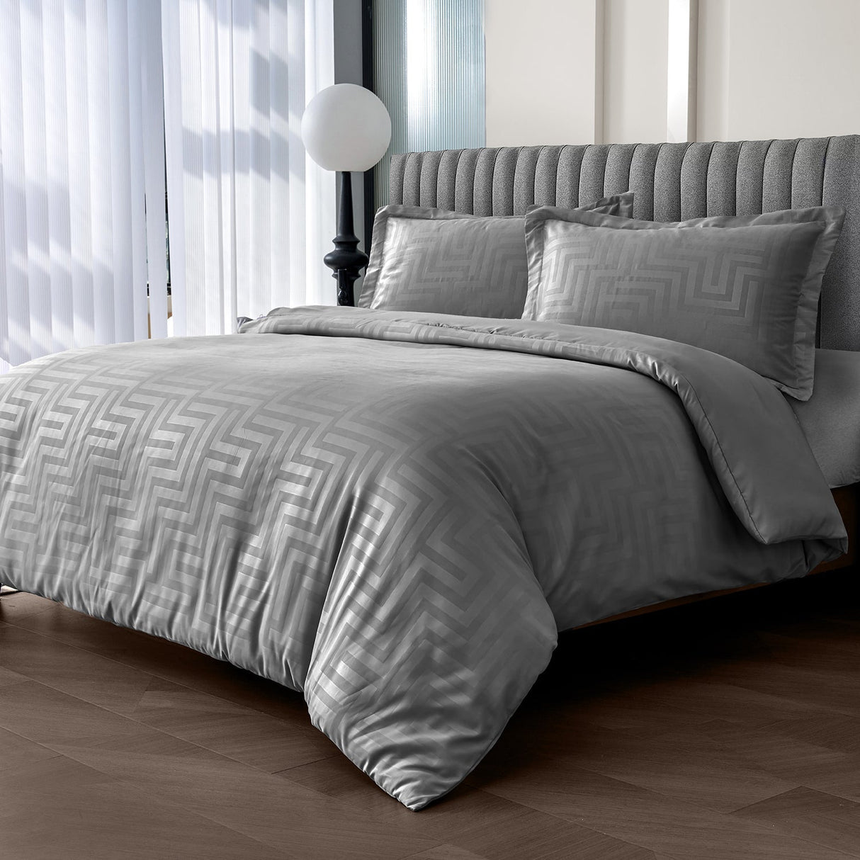 Velosso Larson Stripe Duvet Cover & Pillowcase Set