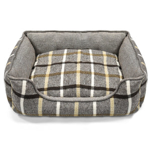 Pet Winks Stripe Cuddler Pet Bed