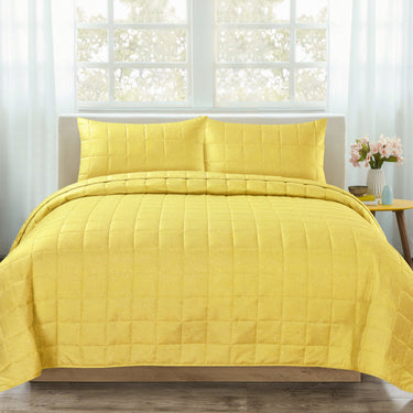 Nolan Bedspread Set