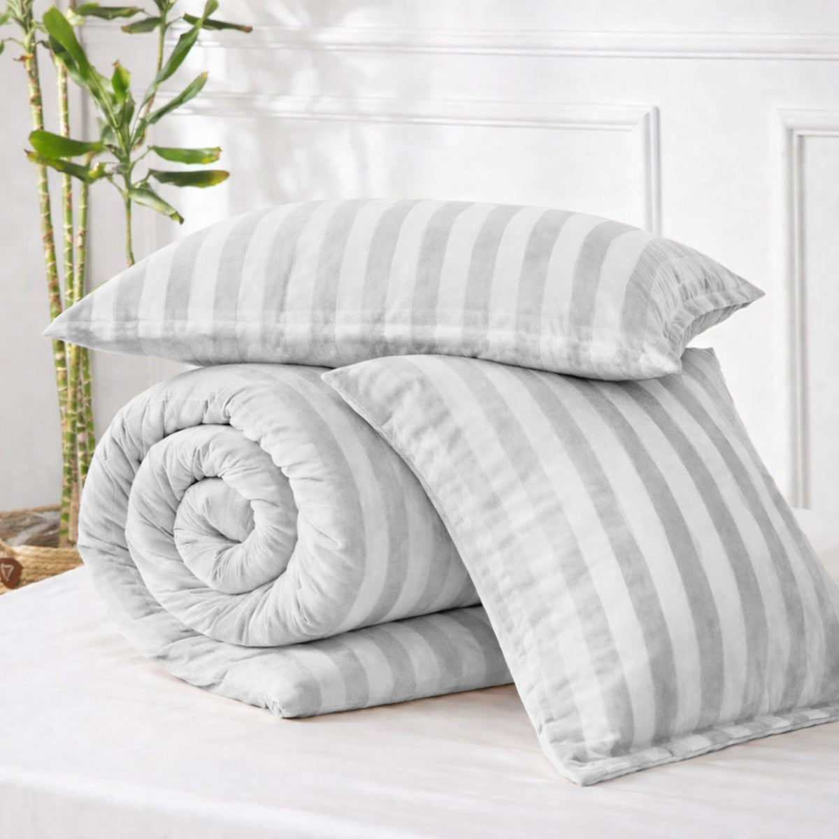 Velosso Oslo Luxury Velvet Stripe Duvet Cover and Pillowcase Set