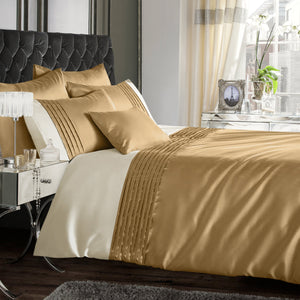 Intimates Perez Duvet Cover & Pillowcase Set