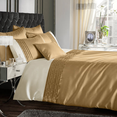 Intimates Perez Duvet Cover & Pillowcase Set