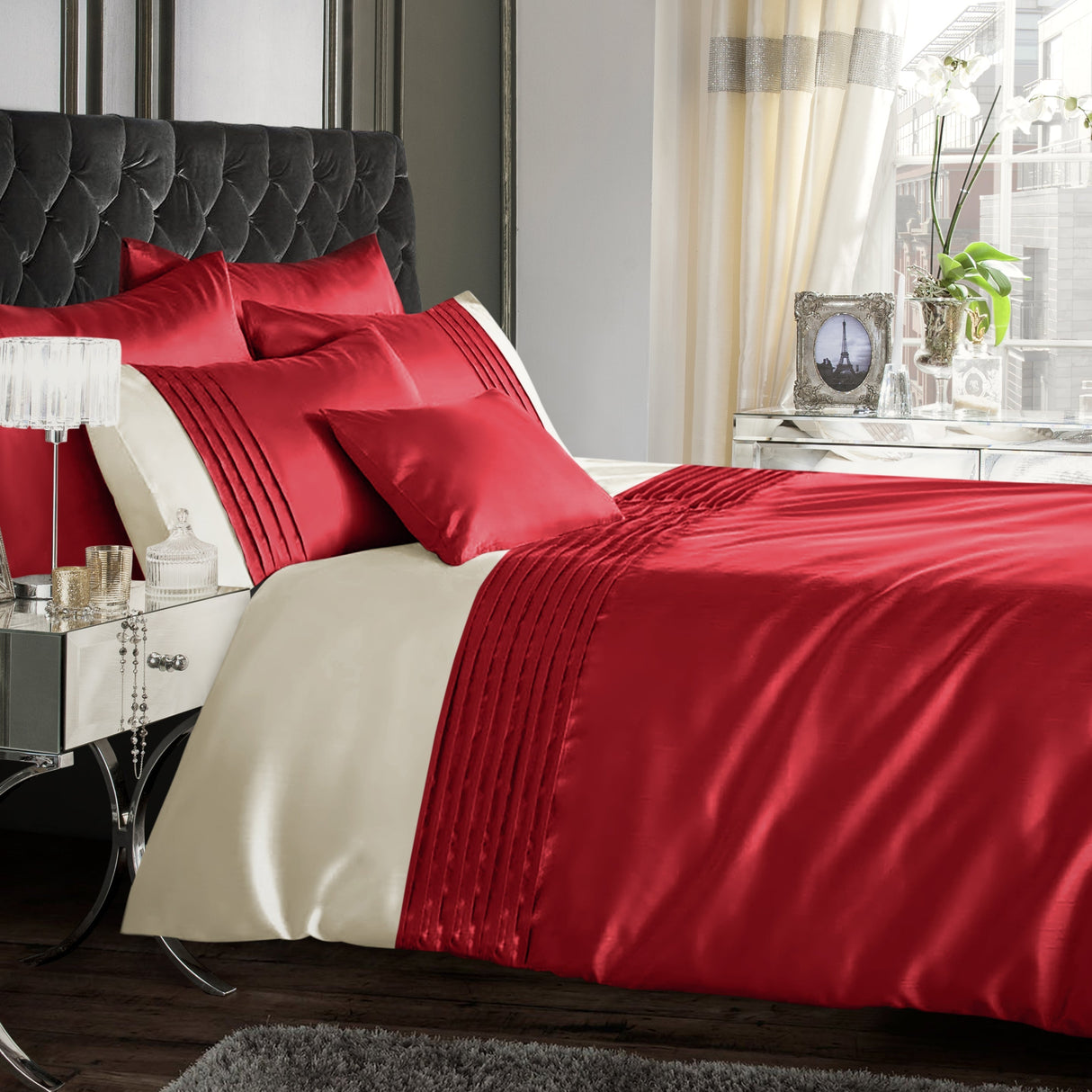 Intimates Perez Duvet Cover & Pillowcase Set