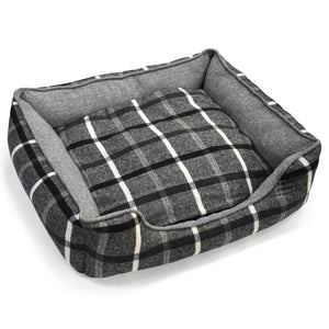 Pet Winks Stripe Cuddler Pet Bed