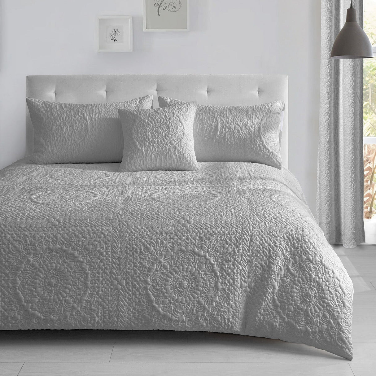 Velosso Winchester Duvet Cover & Pillowcase Set