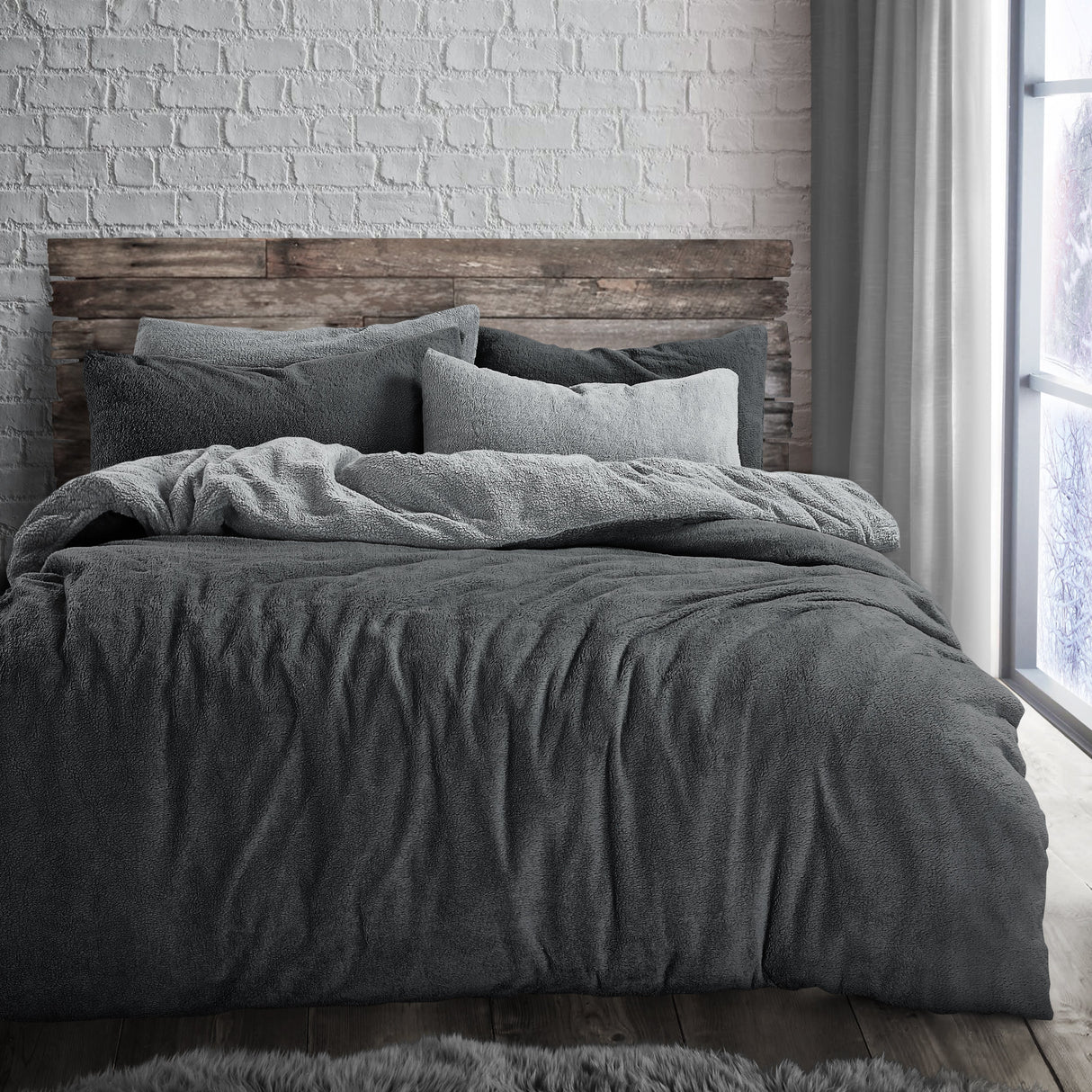 Velosso Teddy Reversible Duvet Cover & Pillowcase Set