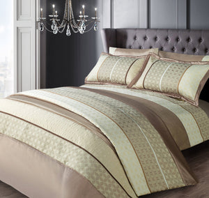 Sweet Dreams Pandora Jacquard Bedspread Set