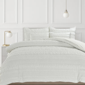 Velosso Saville Embossed Geometric Pattern Duvet Cover and Pillowcase Set